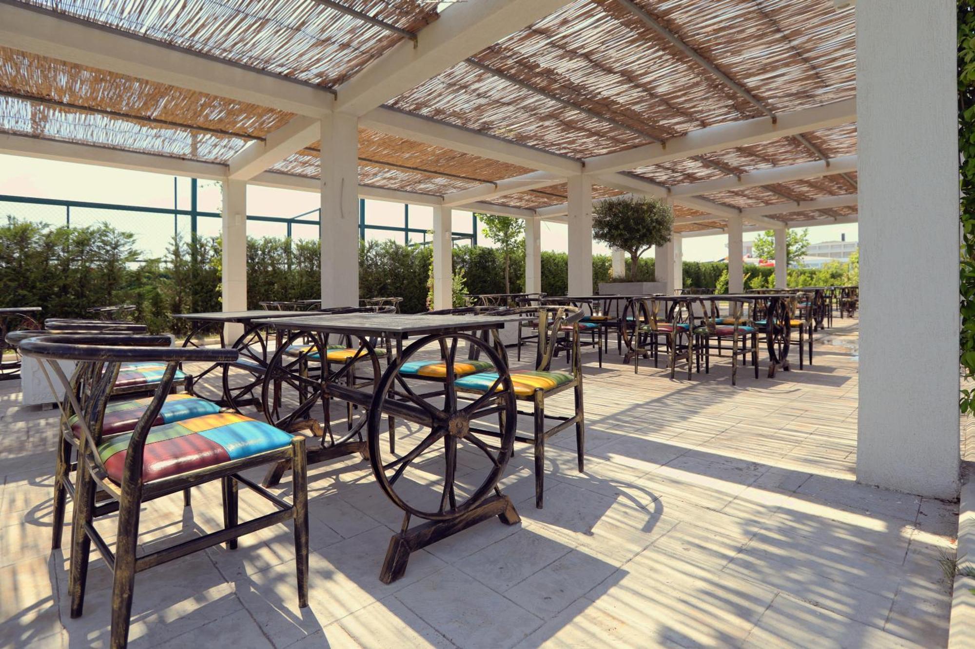 Velipoja Grand Europa Resort, Affiliated By Melia エクステリア 写真